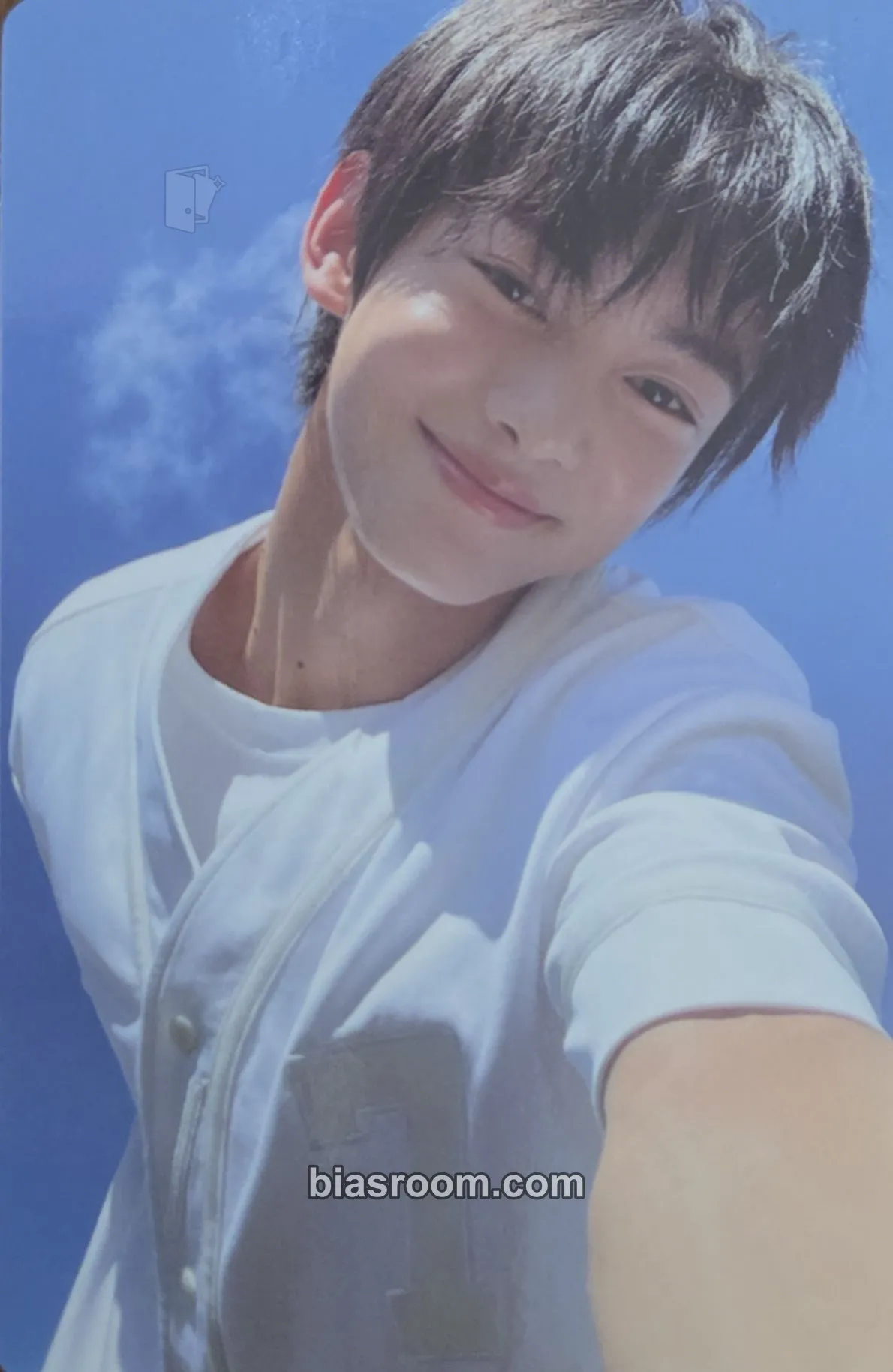 Hanjin Sparkling Blue Photocard - TWS - TWS K-pop photocard