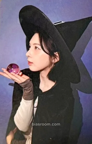 Bae Blue Valentine Photocard - NMIXX - NMIXX K-pop photocard