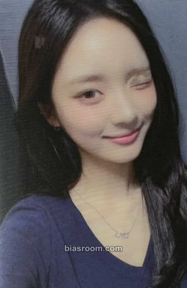 ICHILLIN’ - E.JI - Wild Cherry Album makestar round 5 winner benefit lenticular