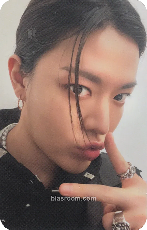 Yuta WALK MD Photocard - NCT 127 - NCT 127 K-pop photocard