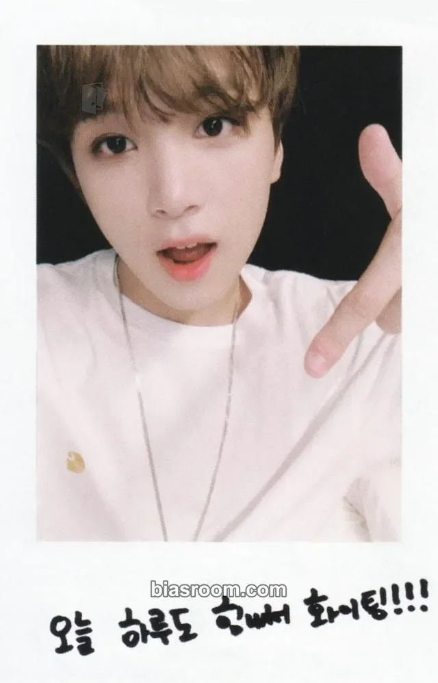 NCT 127 - Haechan - Neo City: The Origin (1st NCT127 Tour) Event keyring merch photocard polaroid
