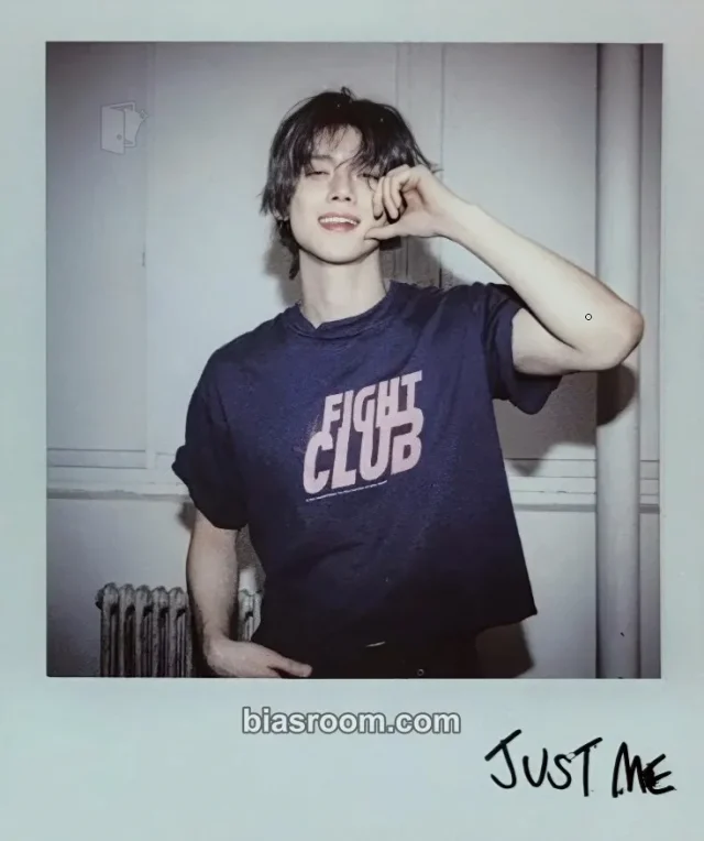 TOMORROW X TOGETHER - Yeonjun - NO LABELS: PART 01 Album broadcast polaroid pre-listening event korea