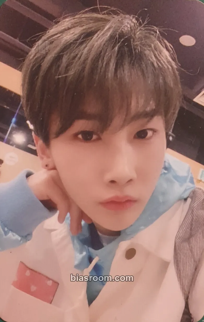 Hoyoung Veri-Us Photocard - VERIVERY - VERIVERY K-pop photocard