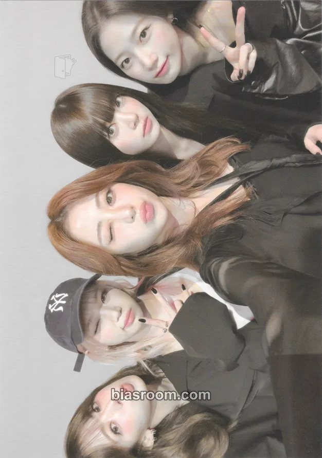 HOT Photocard - LE SSERAFIM - LE SSERAFIM K-pop photocard