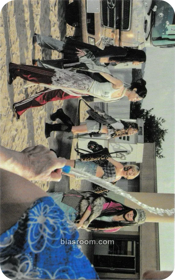 HOT Photocard - LE SSERAFIM - LE SSERAFIM K-pop photocard