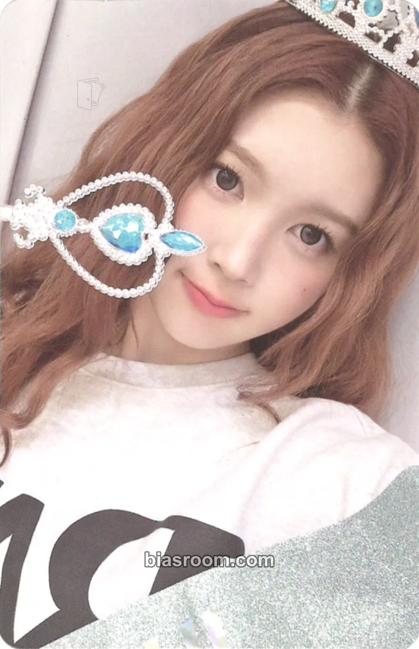 A-na STYLE Photocard - Hearts2Hearts - Hearts2Hearts K-pop photocard