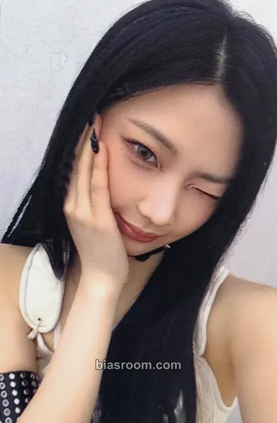 Ruka BABYMONS7ER Photocard - BABYMONSTER - BABYMONSTER K-pop photocard