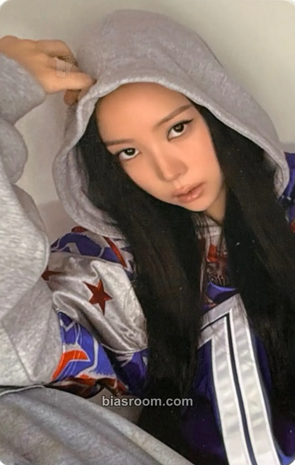 Narin BURNING UP Photocard - MEOVV - MEOVV K-pop photocard