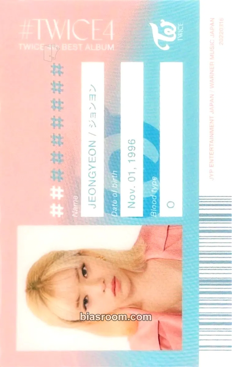 Jeongyeon #TWICE4 Photocard - TWICE - TWICE K-pop photocard