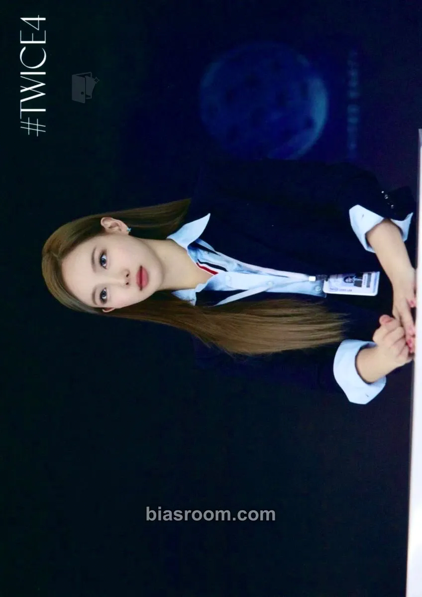 Nayeon #TWICE4 Photocard - TWICE - TWICE K-pop photocard