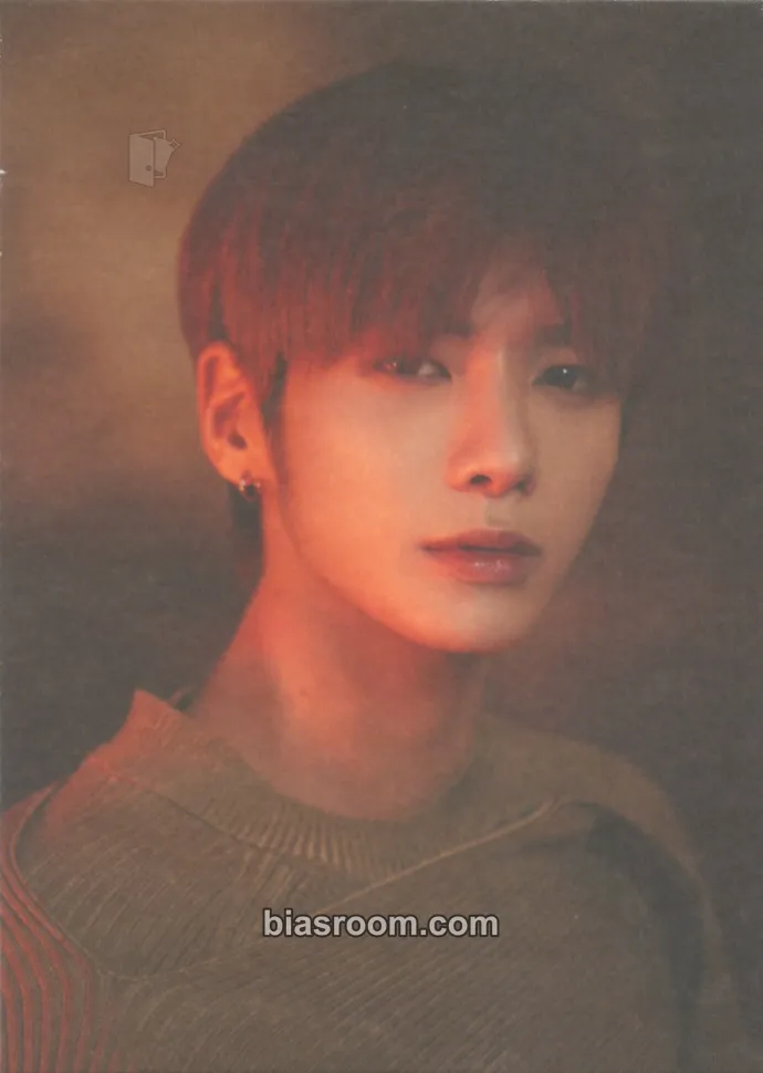 Taehyun HYBE Insight Museum Photocard - TOMORROW X TOGETHER - TOMORROW X TOGETHER K-pop photocard