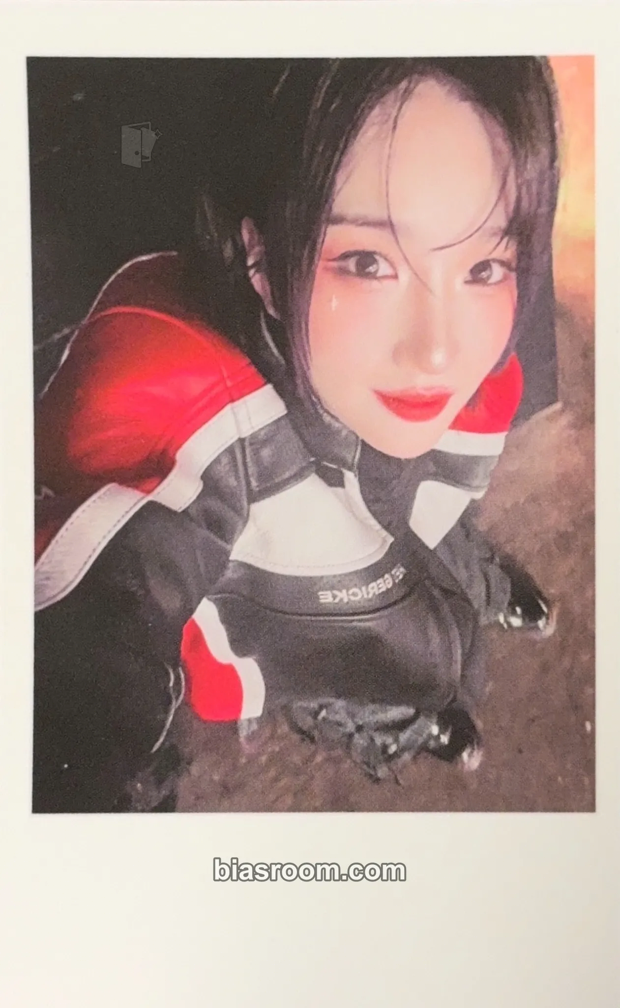 Yooyeon Performante Photocard - tripleS - tripleS K-pop photocard