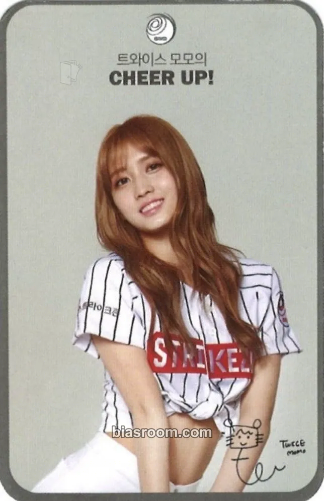 Momo TWICE x Strikezon Photocard - TWICE - TWICE K-pop photocard