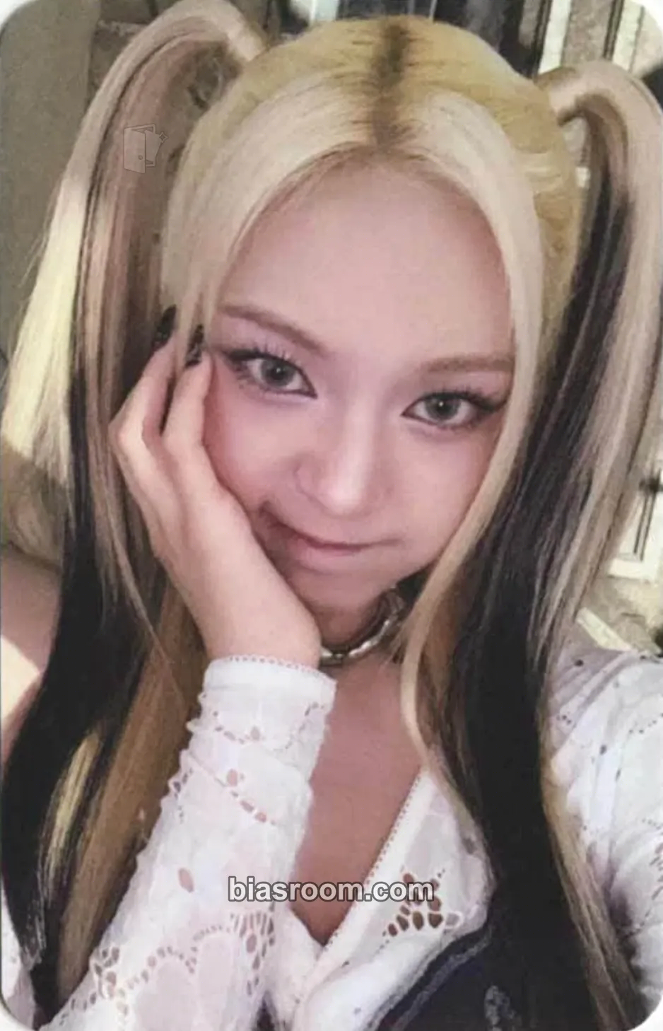 Chiquita BABYMONS7ER Photocard - BABYMONSTER - BABYMONSTER K-pop photocard