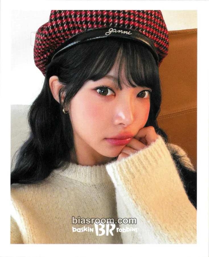 Hong Eunchae Baskin Robbins x Le Sserafim Photocard - LE SSERAFIM - LE SSERAFIM K-pop photocard