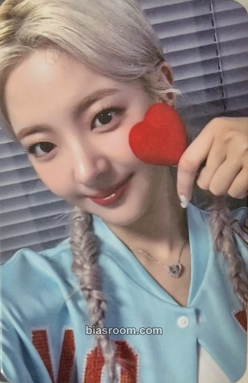 Lia KILL MY DOUBT Photocard - ITZY - ITZY K-pop photocard