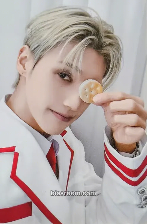 Wooyoung ANITEEZ IN THE CALLING Photocard - ATEEZ - ATEEZ K-pop photocard