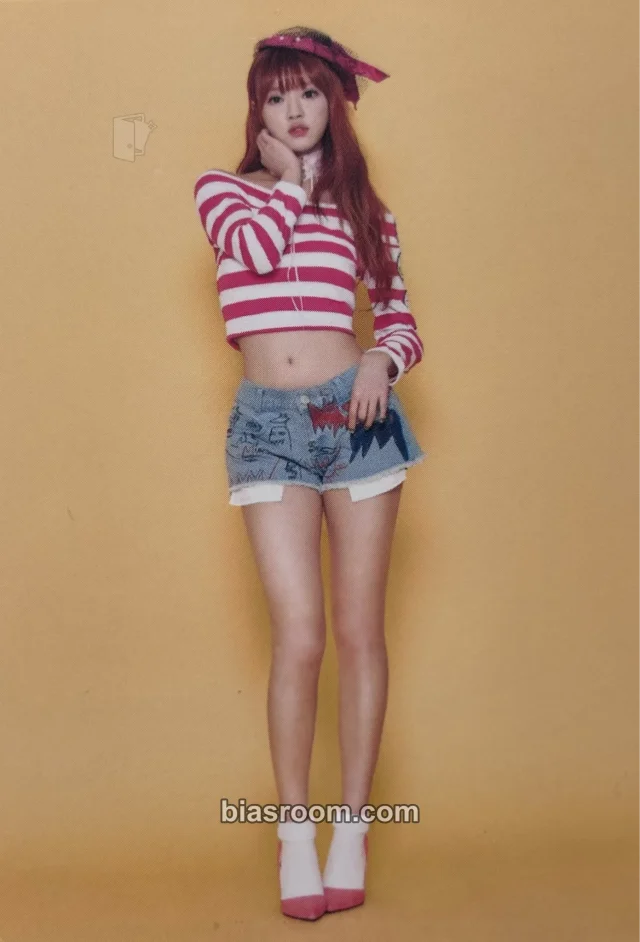 OH MY GIRL - YooA - Pink Ocean Album album photocard