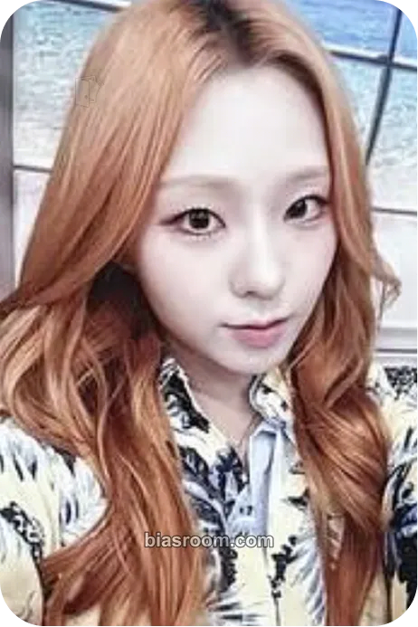 Chaerin Wild Cherry Photocard - ICHILLIN’ - ICHILLIN’ K-pop photocard