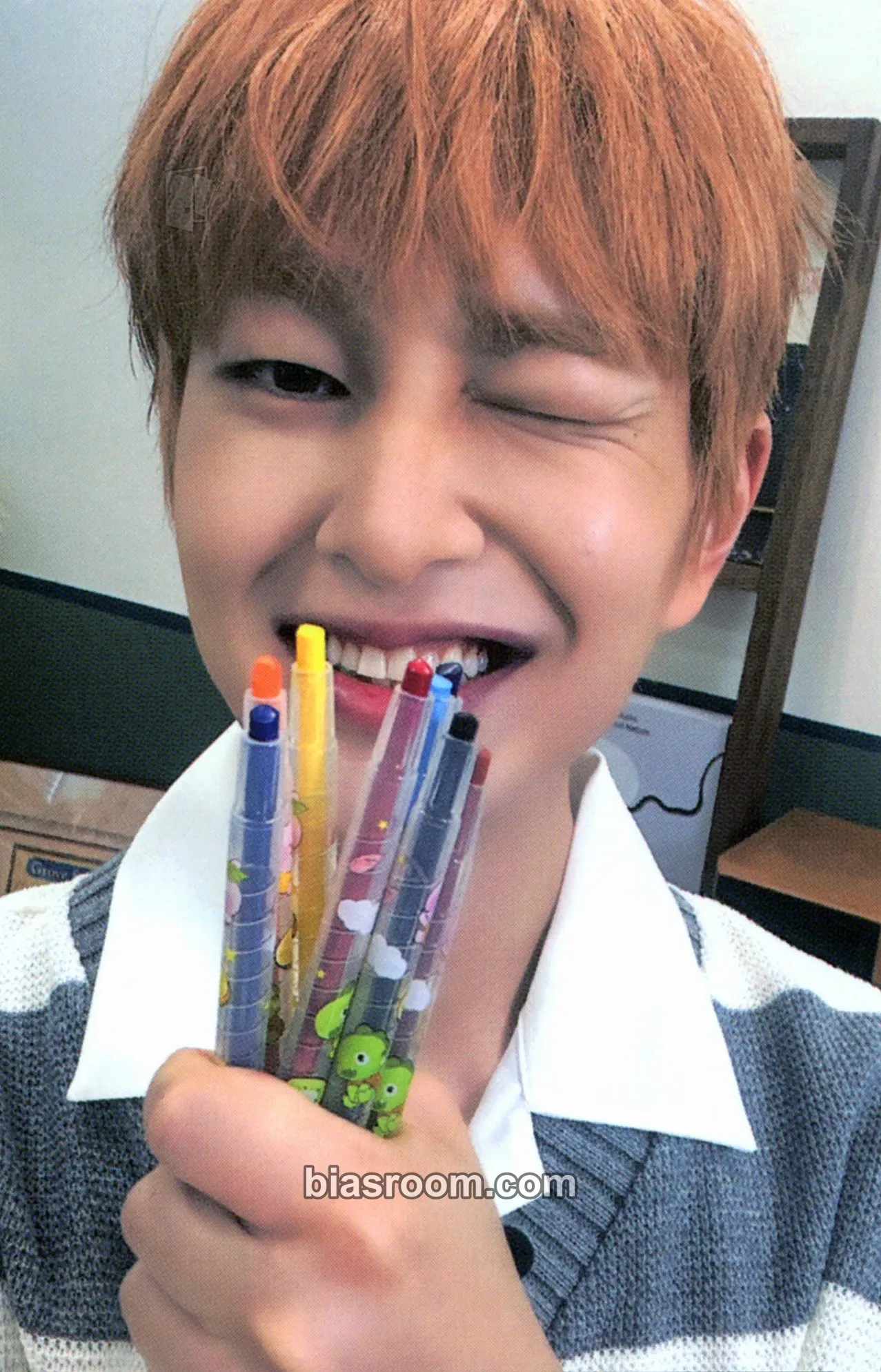Onew ONEW GLOBAL OFFICIAL FANCLUB JJINGGU 1ST MEMBERSHIP Photocard - SHINee - SHINee K-pop photocard