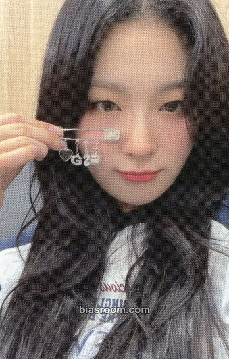 Seulgi Happy Birthday! Photocard - Red Velvet - Red Velvet K-pop photocard