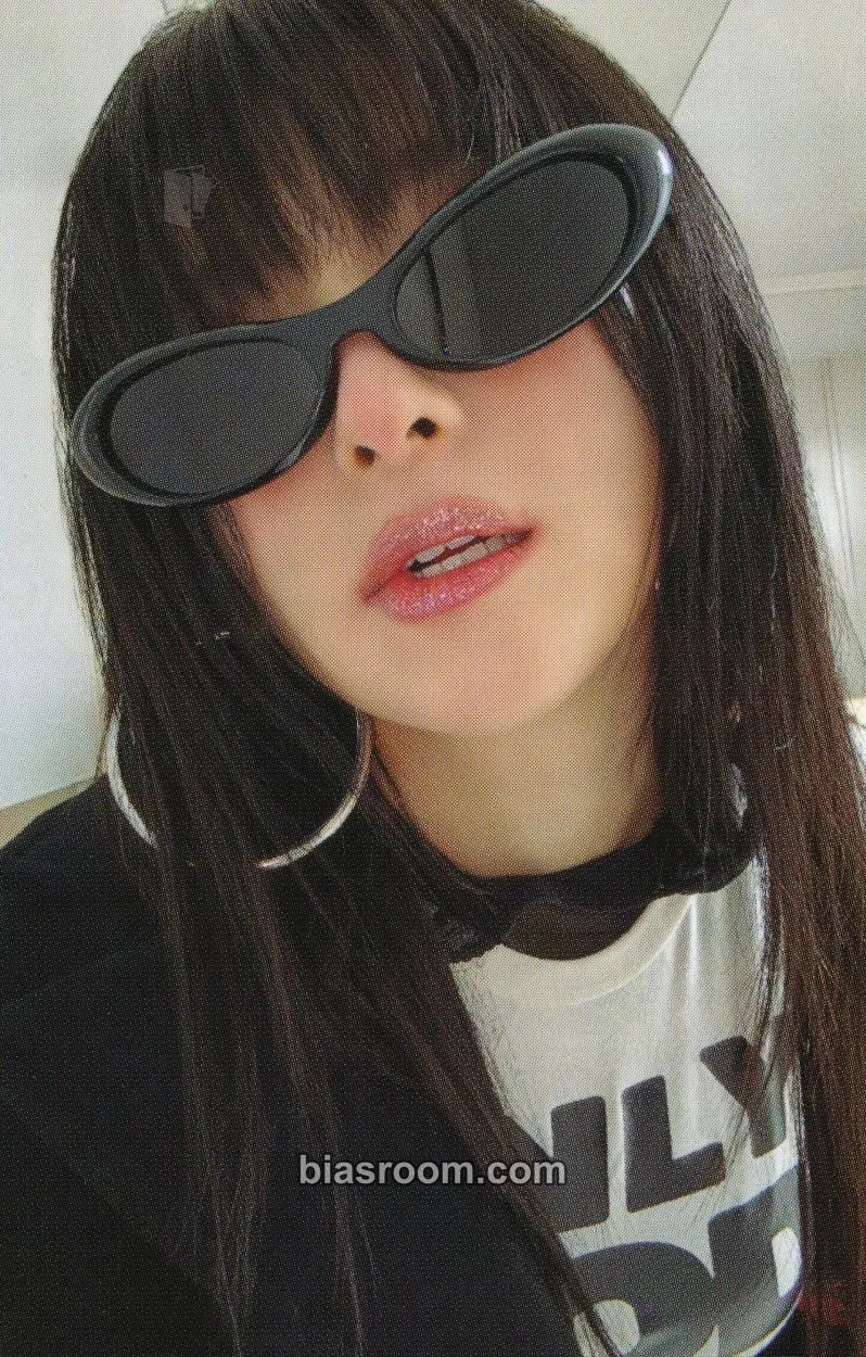 Seulgi Accidentally On Purpose Photocard - Red Velvet - Red Velvet K-pop photocard