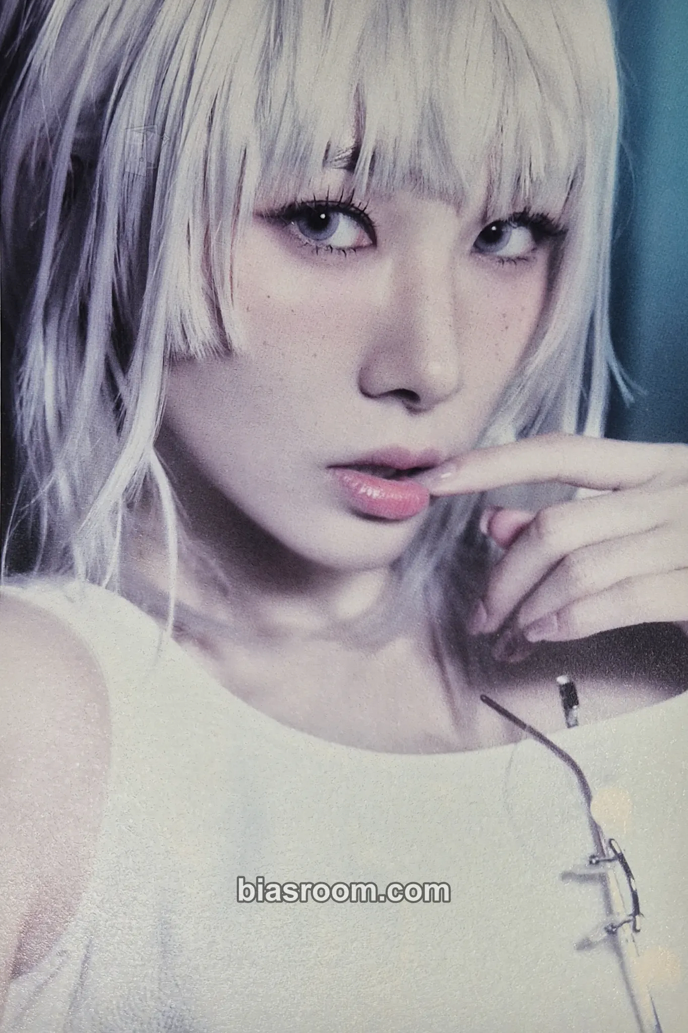 Mia ZOMBIE Photocard - EVERGLOW - EVERGLOW K-pop photocard
