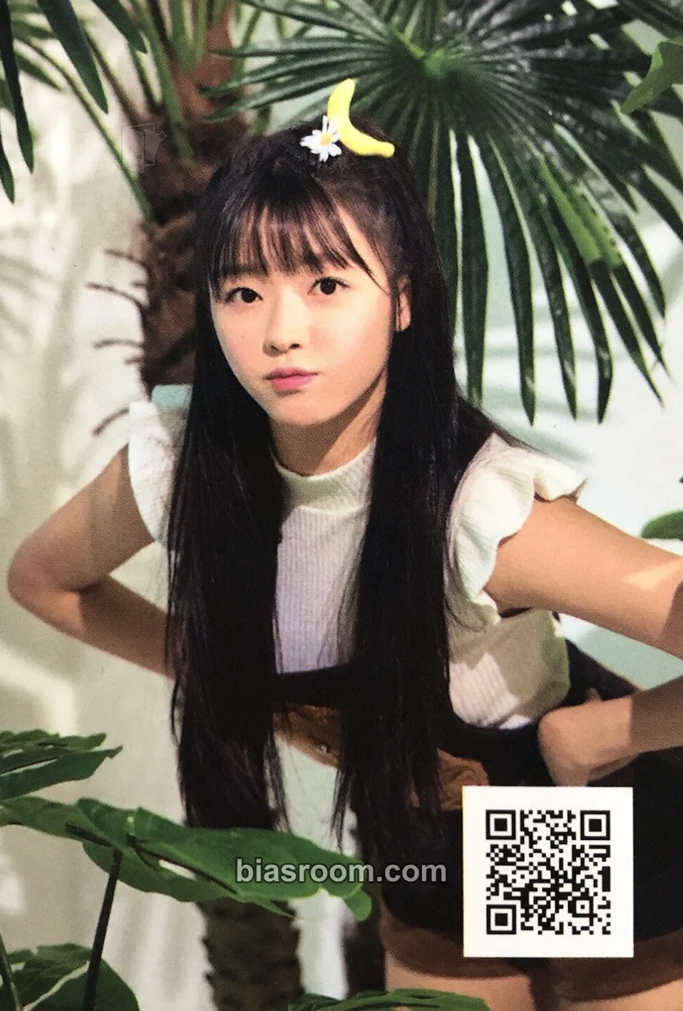 YooA Banana Allergy Monkey Photocard - OH MY GIRL - OH MY GIRL K-pop photocard
