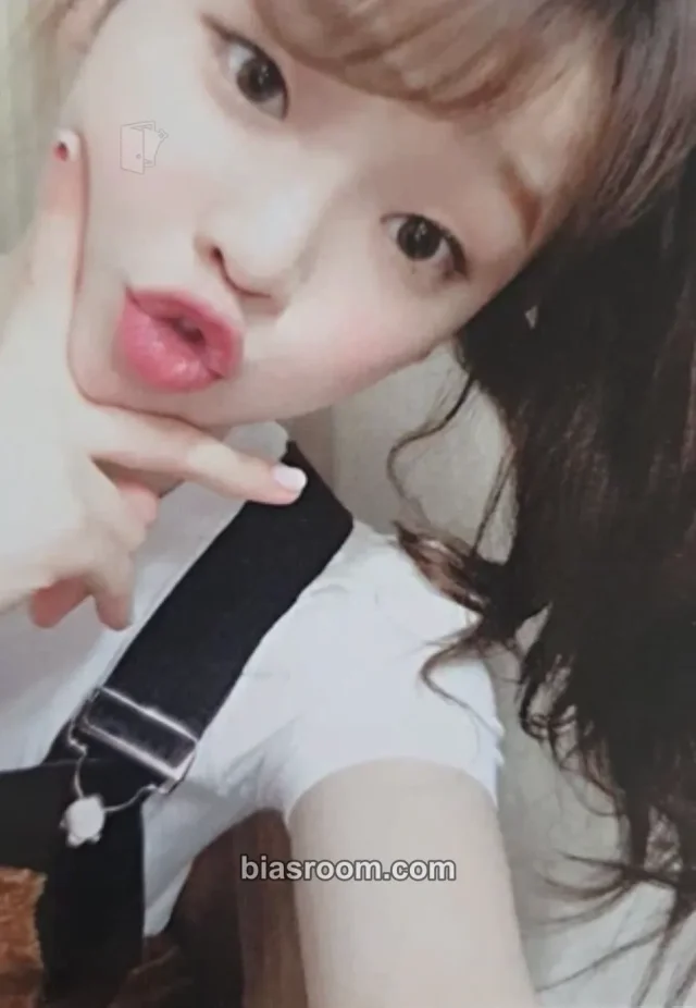OH MY GIRL - Seunghee - Banana Allergy Monkey Album album photocard