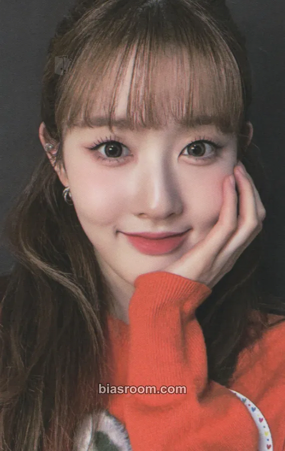 Sieun Teddy Bear Photocard - STAYC - STAYC K-pop photocard
