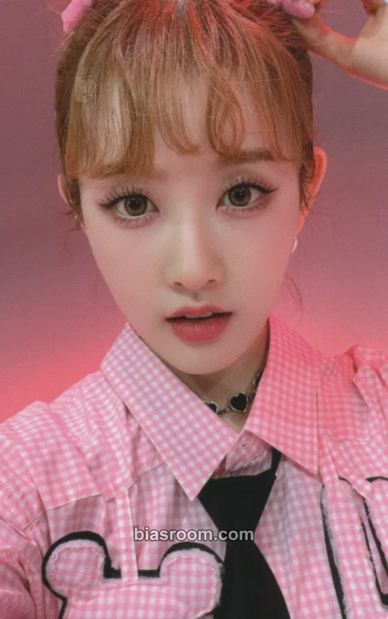 Sieun Teddy Bear Photocard - STAYC - STAYC K-pop photocard
