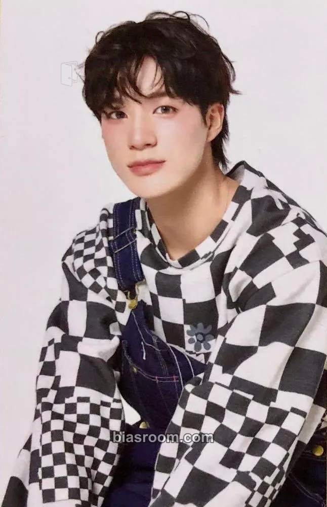Jeno Cafe 7Diner in Japan Photocard - NCT DREAM - NCT DREAM K-pop photocard