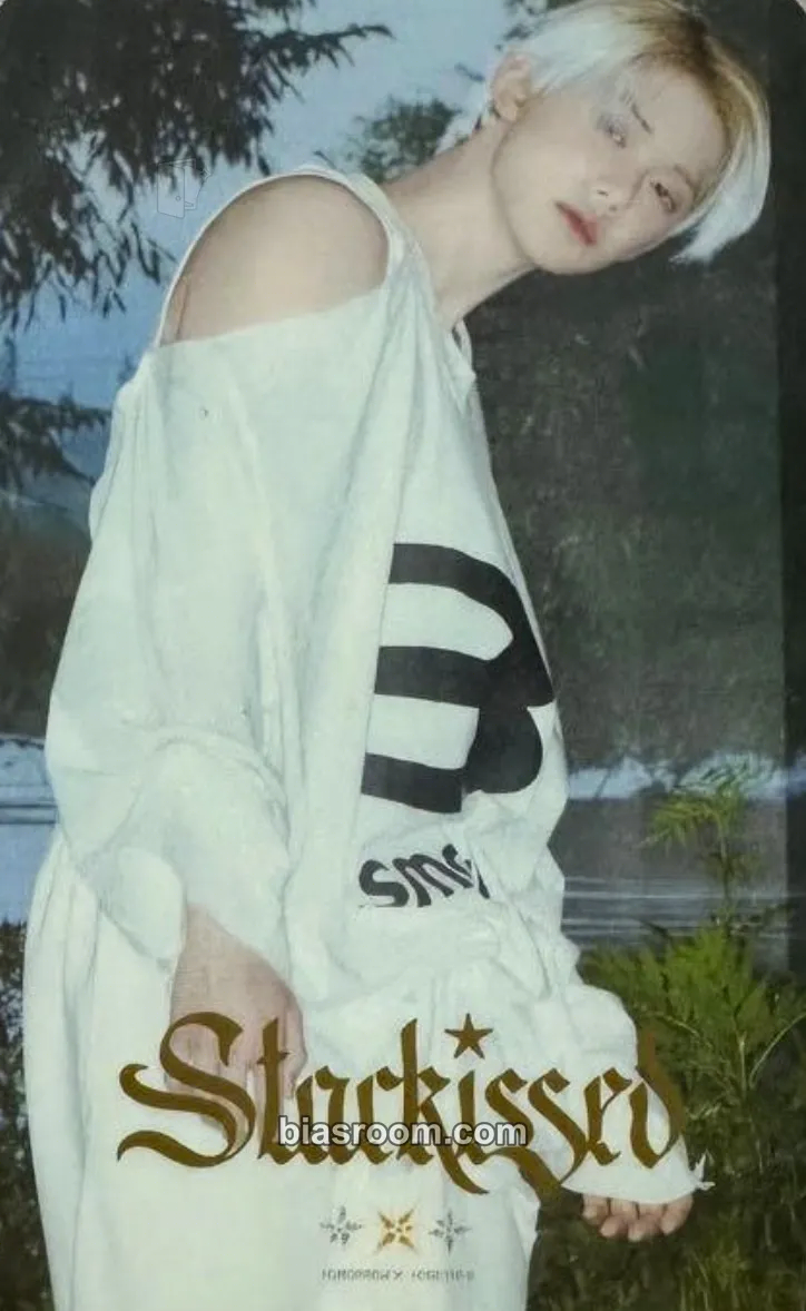Yeonjun Starkissed Photocard - TOMORROW X TOGETHER - TOMORROW X TOGETHER K-pop photocard