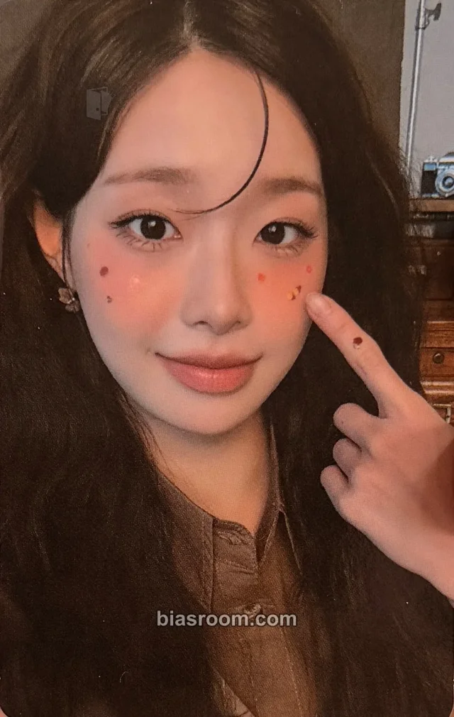 Chuu - Chuu - 2026 Seasons Greetings CHUUTORIAL Other season's greetings