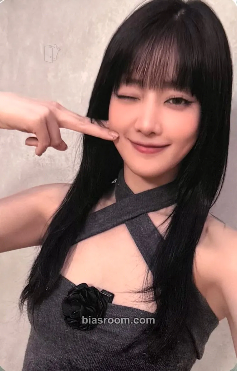 Minnie We are Photocard - i-dle - i-dle K-pop photocard