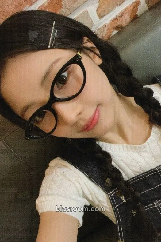 Ruka WE GO UP Photocard - BABYMONSTER - BABYMONSTER K-pop photocard