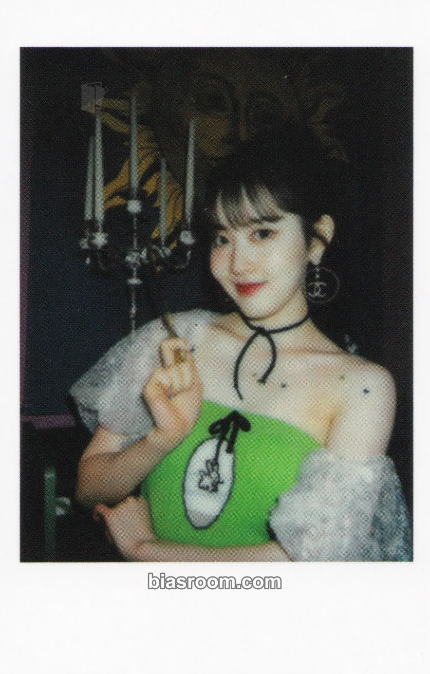Sieun WE NEED LOVE Photocard - STAYC - STAYC K-pop photocard