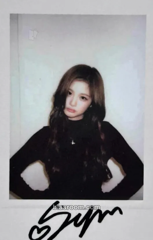 Sullyoon Blue Valentine Photocard - NMIXX - NMIXX K-pop photocard