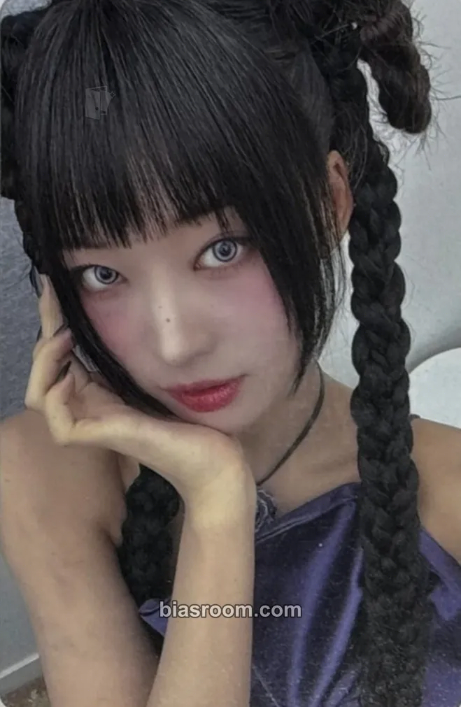 Sihyeon ZOMBIE Photocard - EVERGLOW - EVERGLOW K-pop photocard