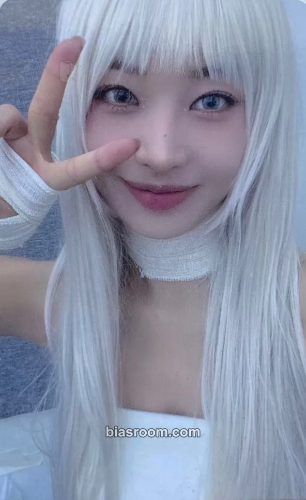 Sihyeon ZOMBIE Photocard - EVERGLOW - EVERGLOW K-pop photocard