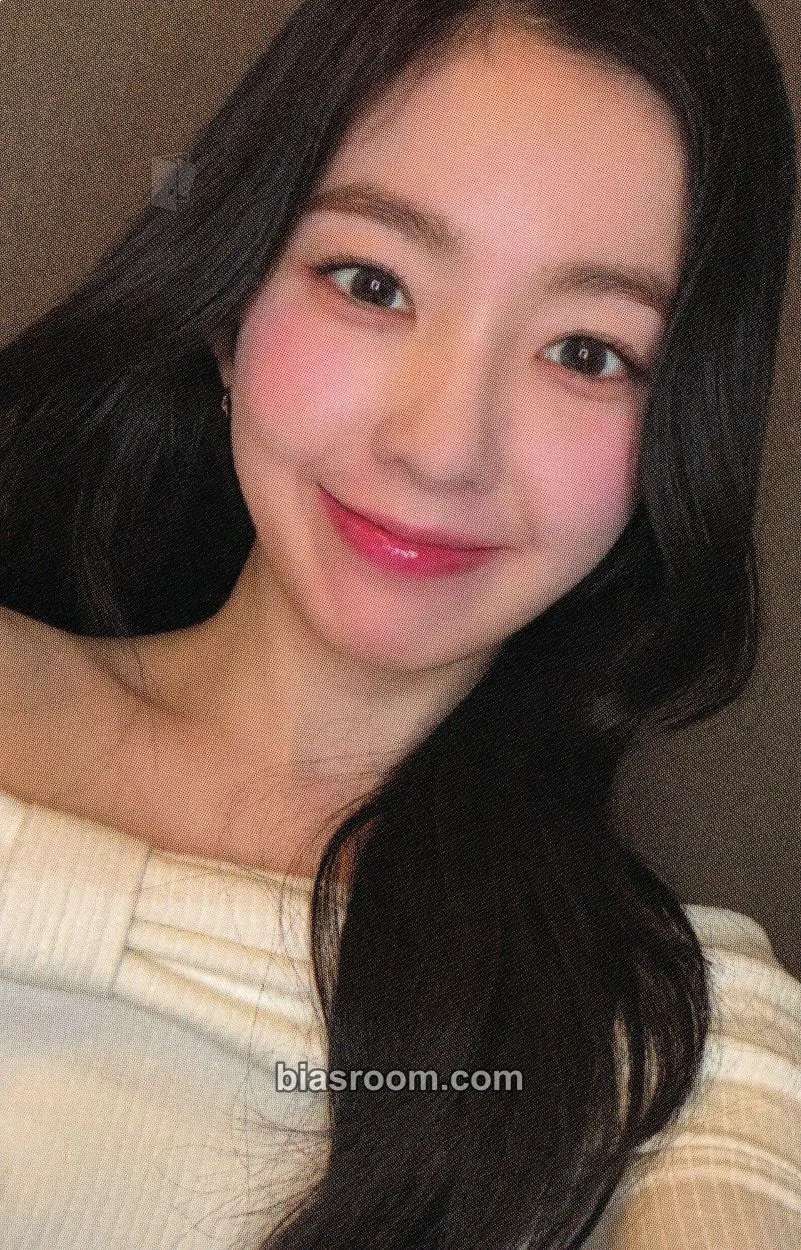 Irene Tilt Photocard - Red Velvet - Red Velvet K-pop photocard