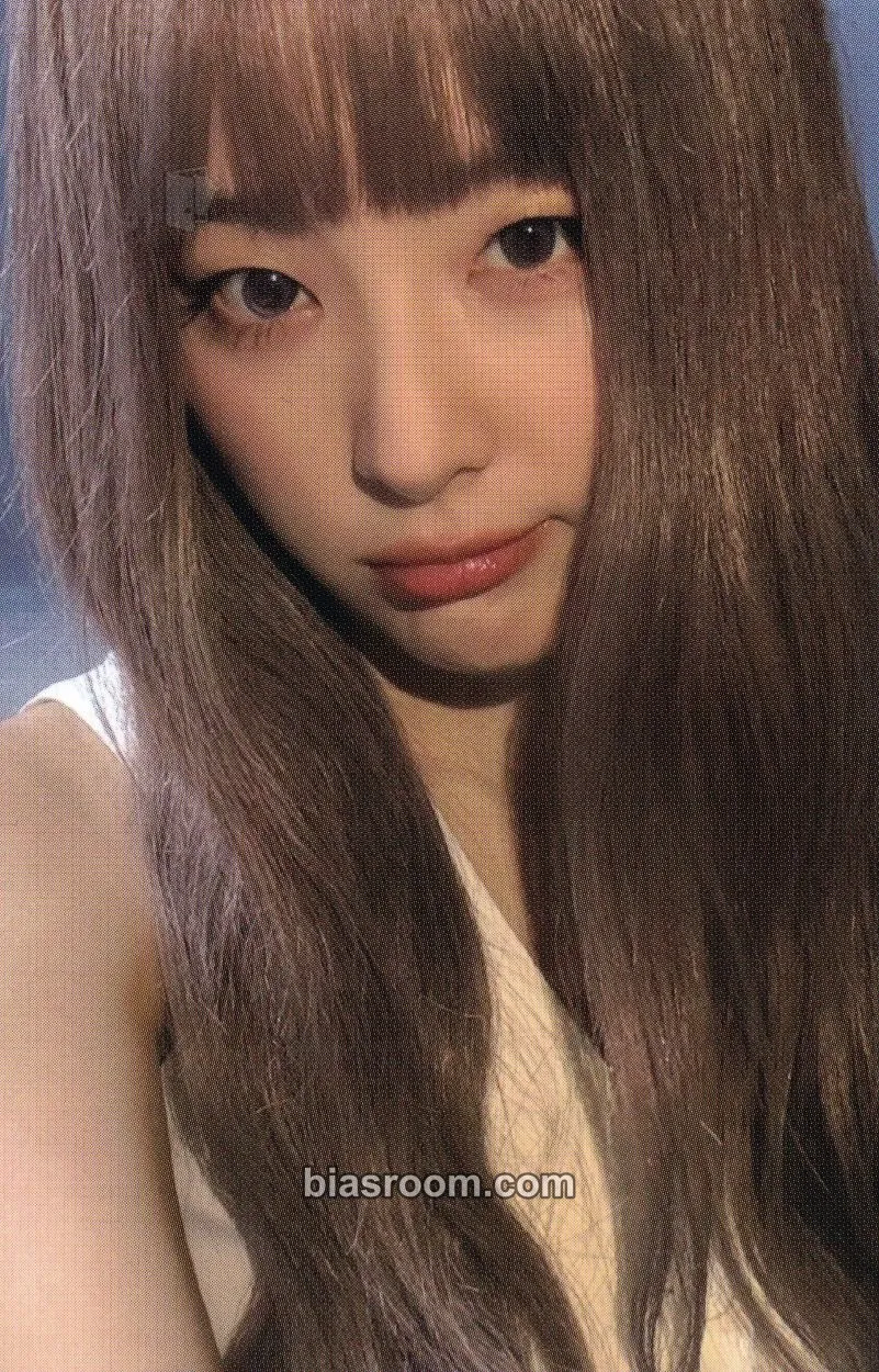 Seulgi Tilt Photocard - Red Velvet - Red Velvet K-pop photocard