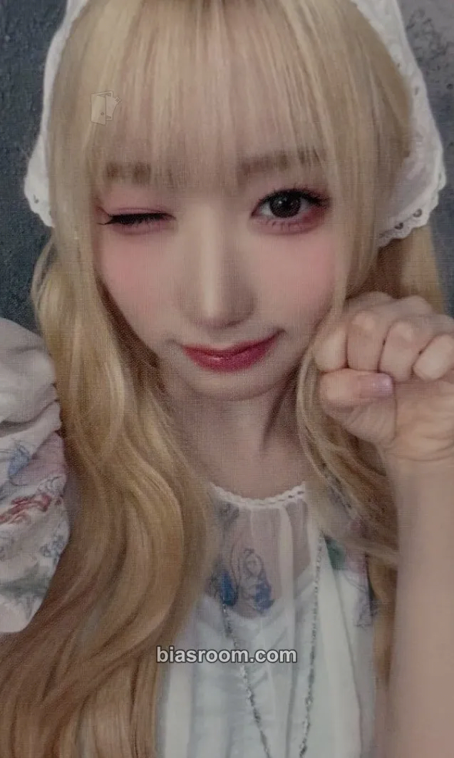 Mei &our vibe Photocard - SAY MY NAME - SAY MY NAME K-pop photocard