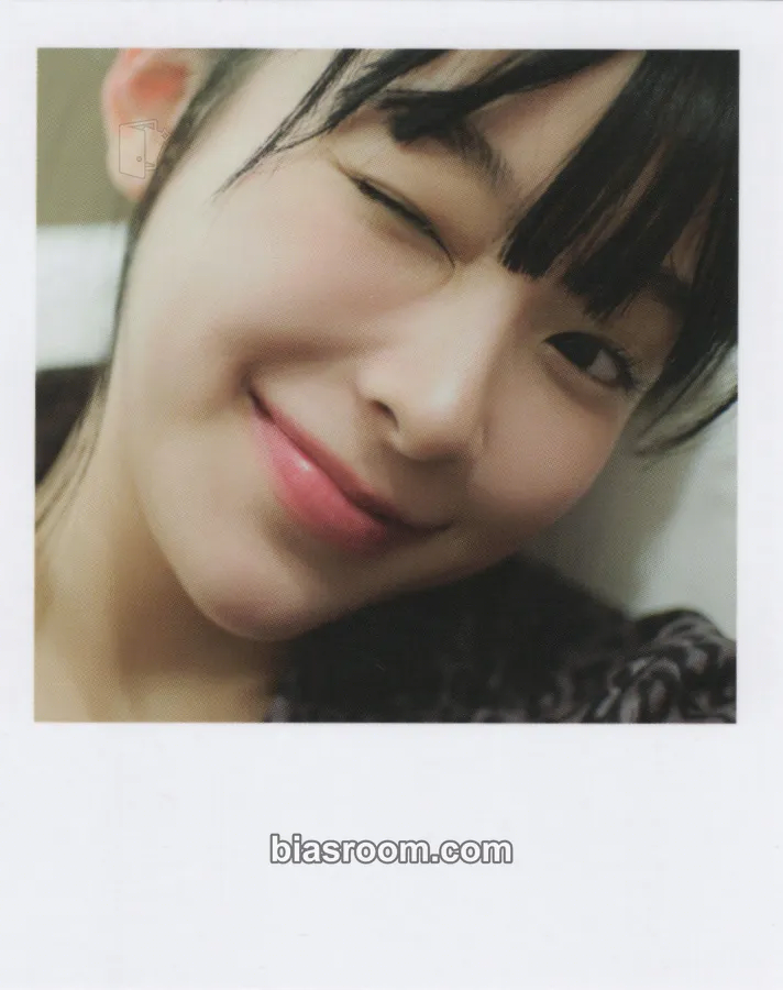 Gahyun Love Letter Photocard - Dreamcatcher - Dreamcatcher K-pop photocard