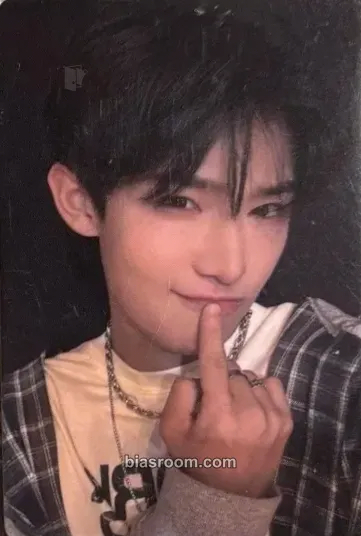 Yichen BOYS II PLANET Archive Exhibition AFTER ; JOURNEY Photocard - MODYSSEY - MODYSSEY K-pop photocard