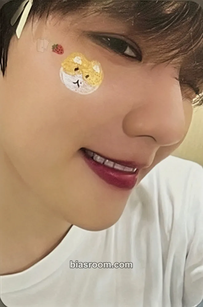 Baekhyun 2024 BAEKHYUN BIRTHDAY CAFE 'STOCK : 0506' Photocard - EXO - EXO K-pop photocard