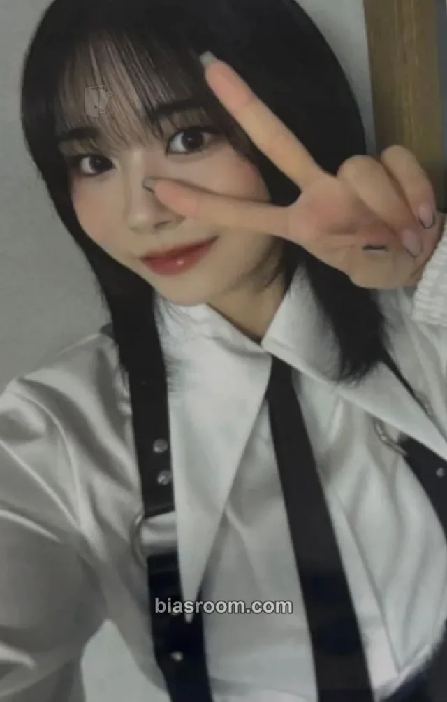 ME:I - Kokona  - WHO I AM  Album album photocard