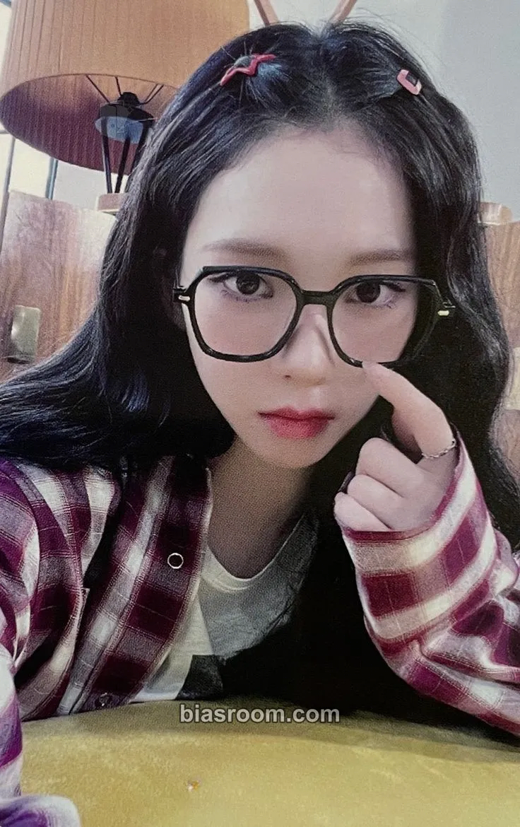 Karina My World Photocard - aespa - aespa K-pop photocard