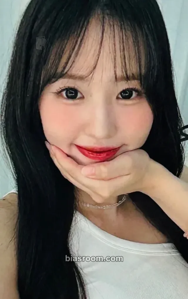 ILY:1 - Hana - Illang:Firework Album album photocard poca album