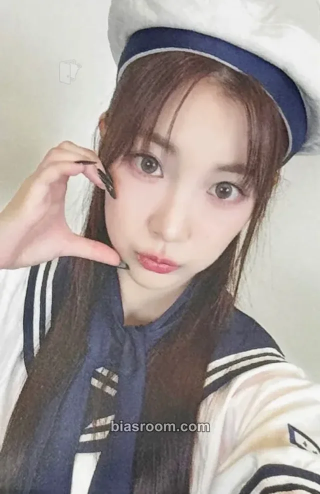 WOOAH - Minseo - Unframed Album makestar video call (fancall)